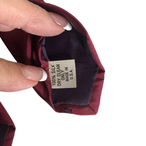 New York Stock Exchange NYSE Silk Tie Maroon Mens Necktie Accessory Office Gift - Picture 6 of 7